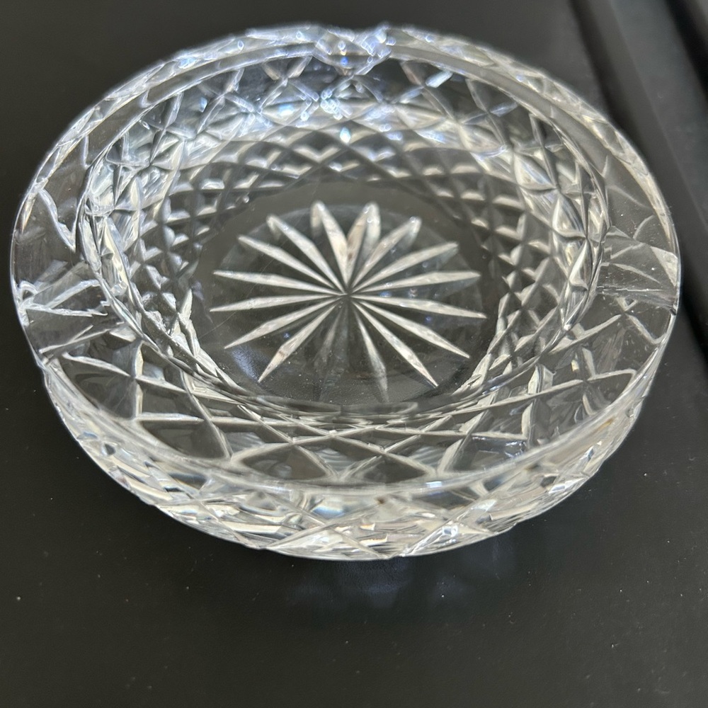 Elegant Crystal Glass Ashtray
